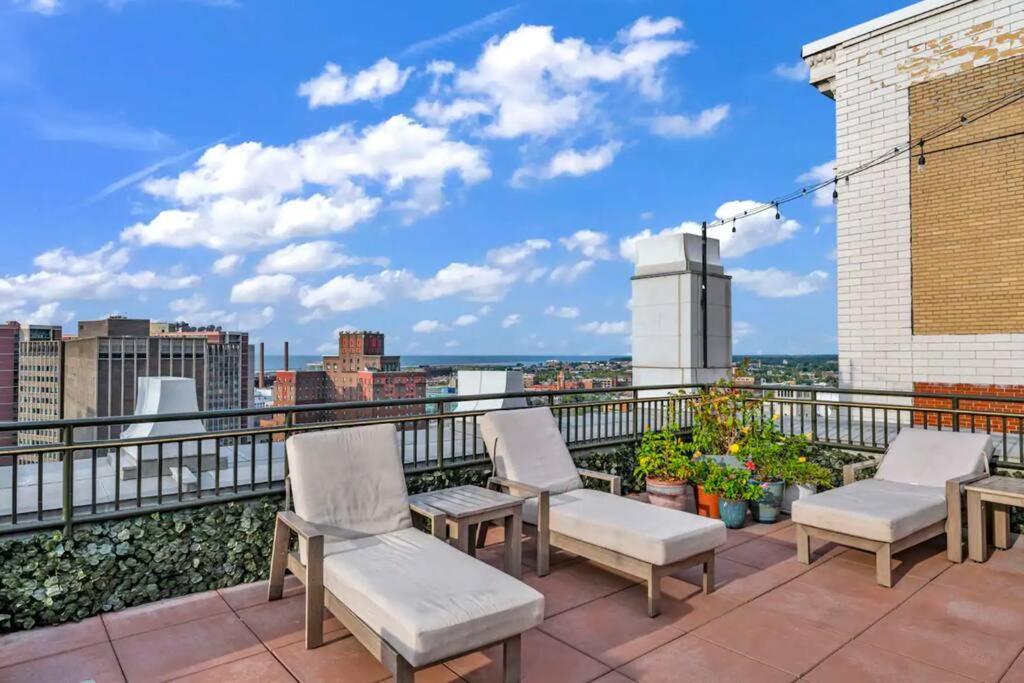 Appartement Heart Of Dt - Pool & Steam At Playhouse Square 315 à Cleveland Extérieur photo